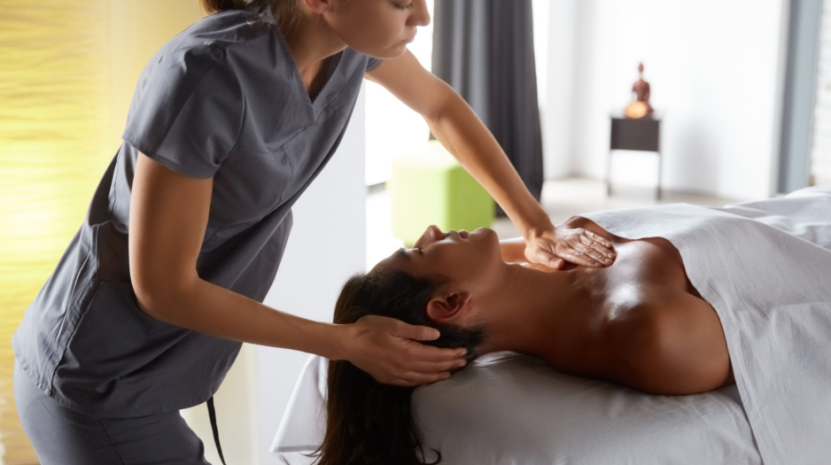 Silivri Eve Gelen Bayan Serbest Çalışan Masöz