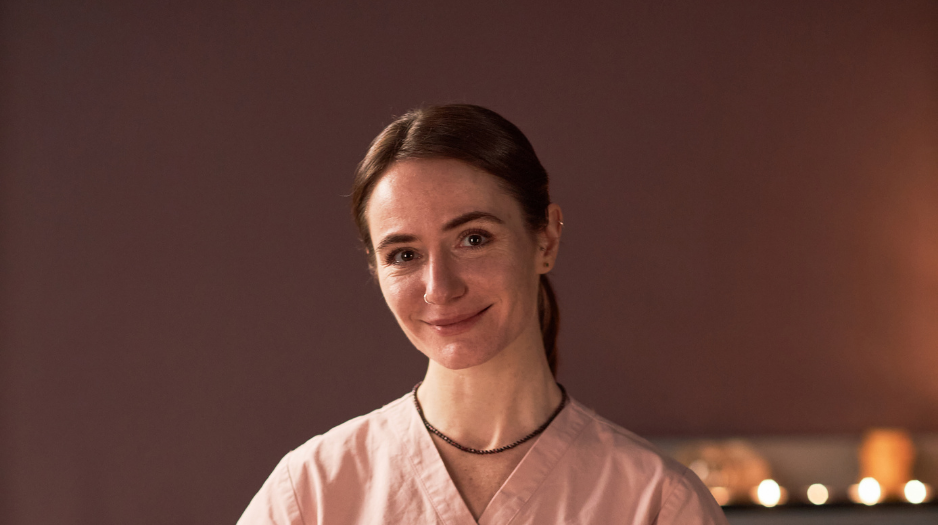 Tuzla Eve Gelen Bayan Serbest Çalışan Masöz