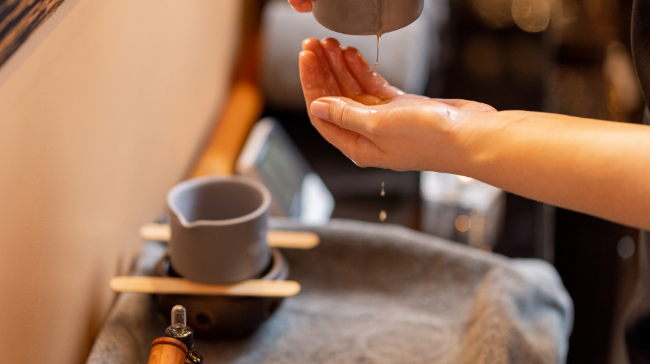 Ümraniye Otele Gelen Bayan Masöz Serbest Çalışan Masöz