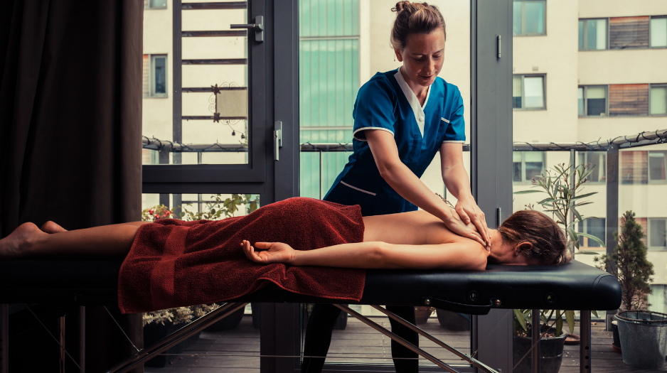 Zeytinburnu Eve Gelen Bayan Serbest Çalışan Masöz